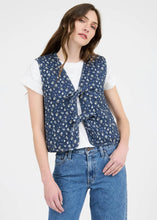 Load image into Gallery viewer, Taylor Tied Vest