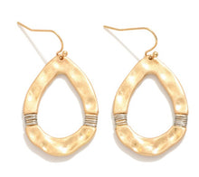 Load image into Gallery viewer, Wrapped Wire Earring