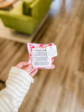 Load image into Gallery viewer, Pocket Prayer Quilt