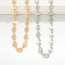 Load image into Gallery viewer, Petite Link Pig Nose Chain Necklace