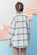 Load image into Gallery viewer, Grida Plaid Shacket