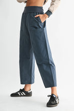 Load image into Gallery viewer, Monica Wide Leg Cropped Pants