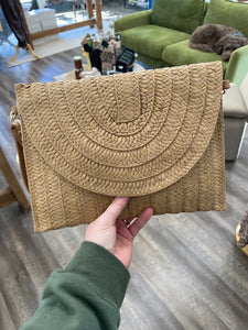 Crossbody Straw Clutch