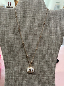 Beachy Shell Necklace