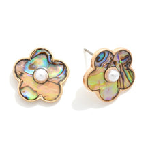 Load image into Gallery viewer, Aba Flower Stud Earrings
