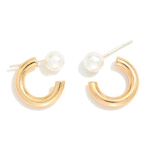 Load image into Gallery viewer, Peek-a-Boo Hoop Earring
