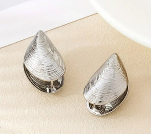Silver Clam Earrings