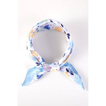 Load image into Gallery viewer, Scarlett Scarves
