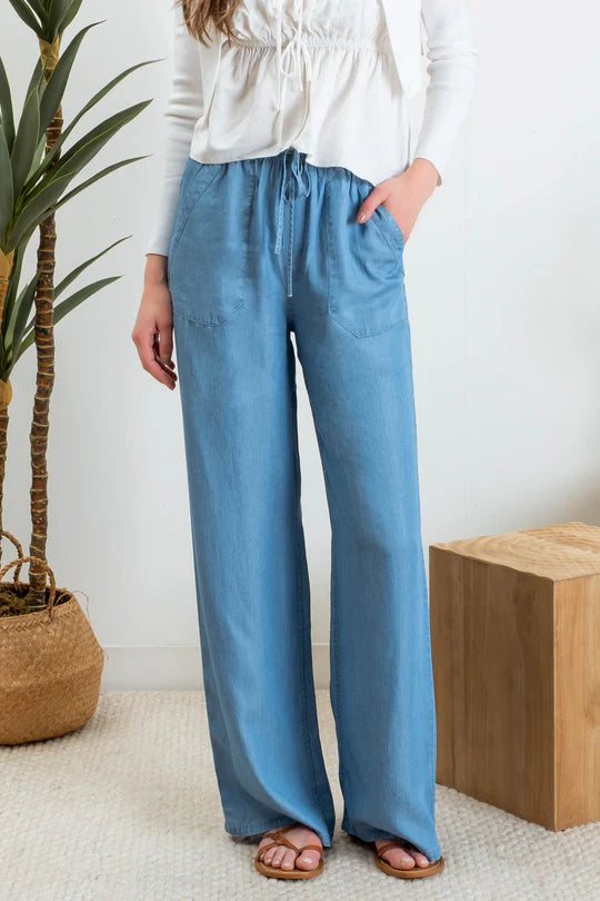 Woodsie Chambray Pants