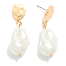 Load image into Gallery viewer, Pearl Drop Earring

