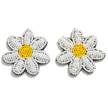 Load image into Gallery viewer, Daisy Seed Bead Earrings
