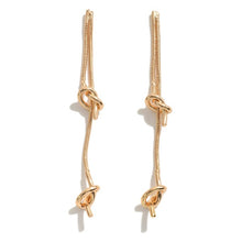 Load image into Gallery viewer, Chain Link Tassel Earrings
