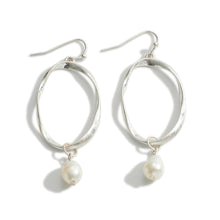 Load image into Gallery viewer, Erika Earrings
