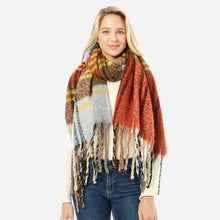 Load image into Gallery viewer, Plaid Scarf w Tassels
